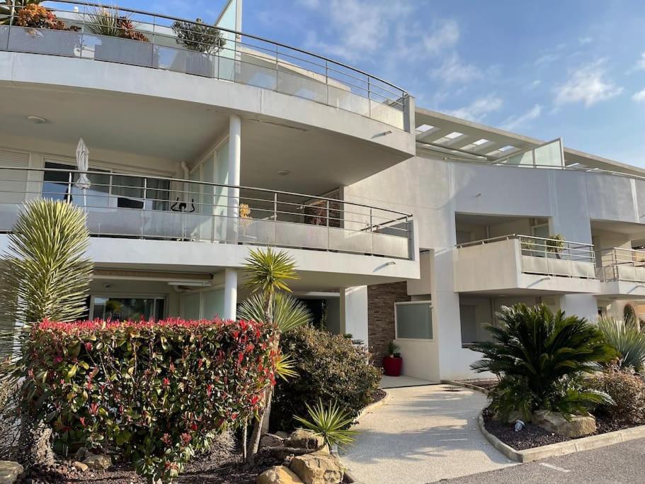 21 - Tres Agreable Rdc Avec Terrasse Et Parking Διαμέρισμα Bandol Εξωτερικό φωτογραφία